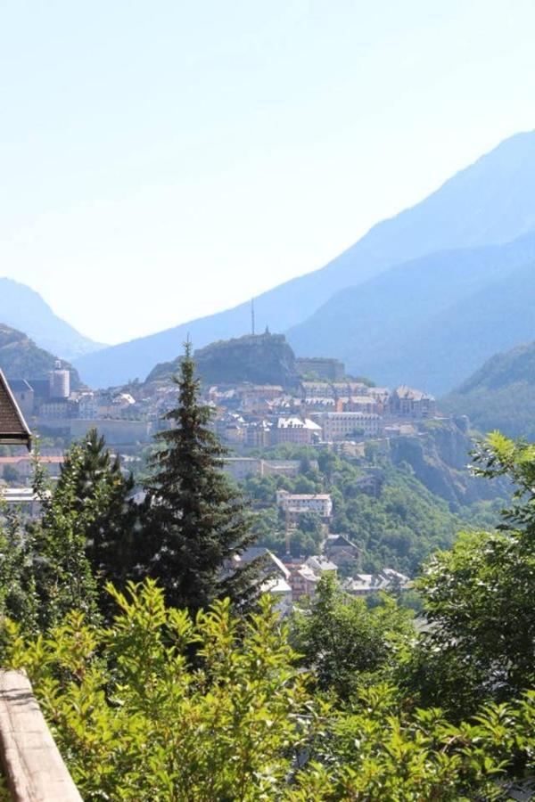 Studio Sympa Avec Terrasse , Maxi 4 Pers.Briancon المظهر الخارجي الصورة
